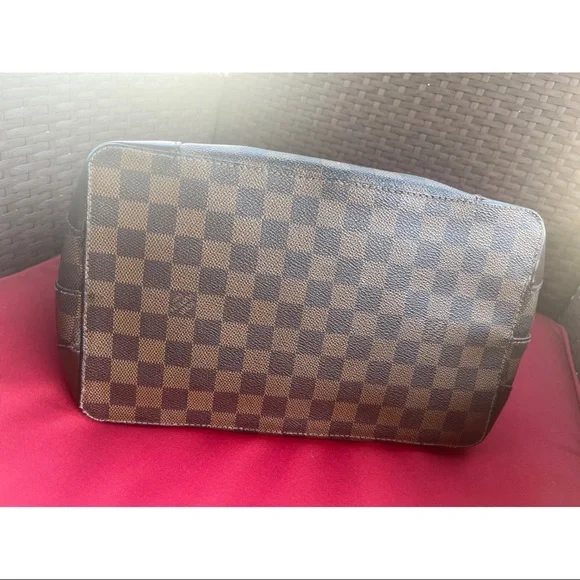 Authentic Louis Vuitton Hampstead PM in Damier - Picture 6 of 15